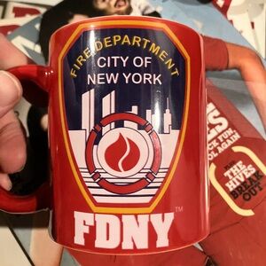 FDNY Coffee Mug - City of New York 2009 ceramic drinking cup NYC logo